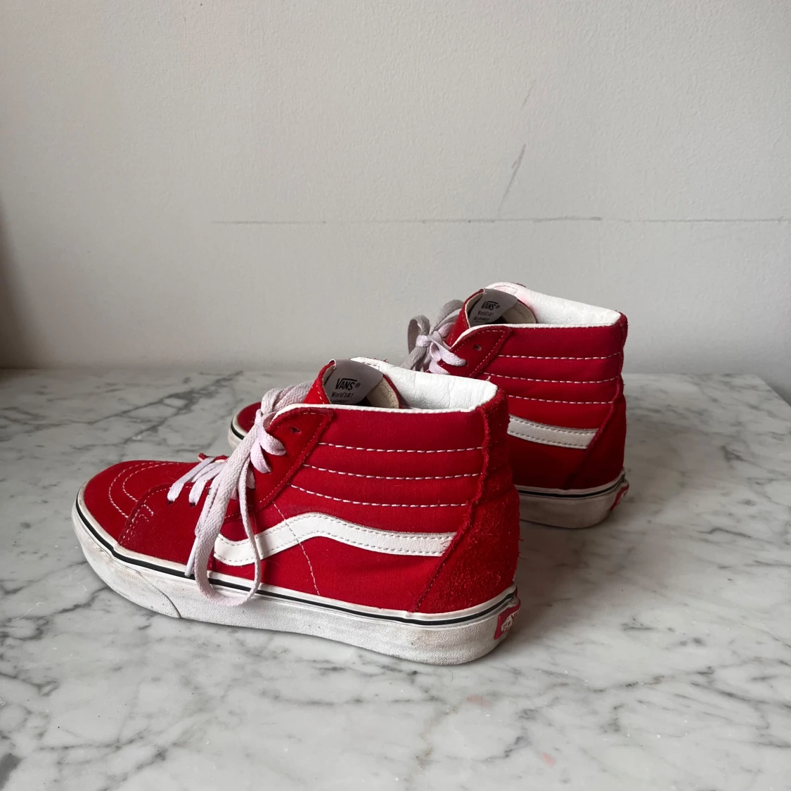 Röda sneakers från Vans - 2