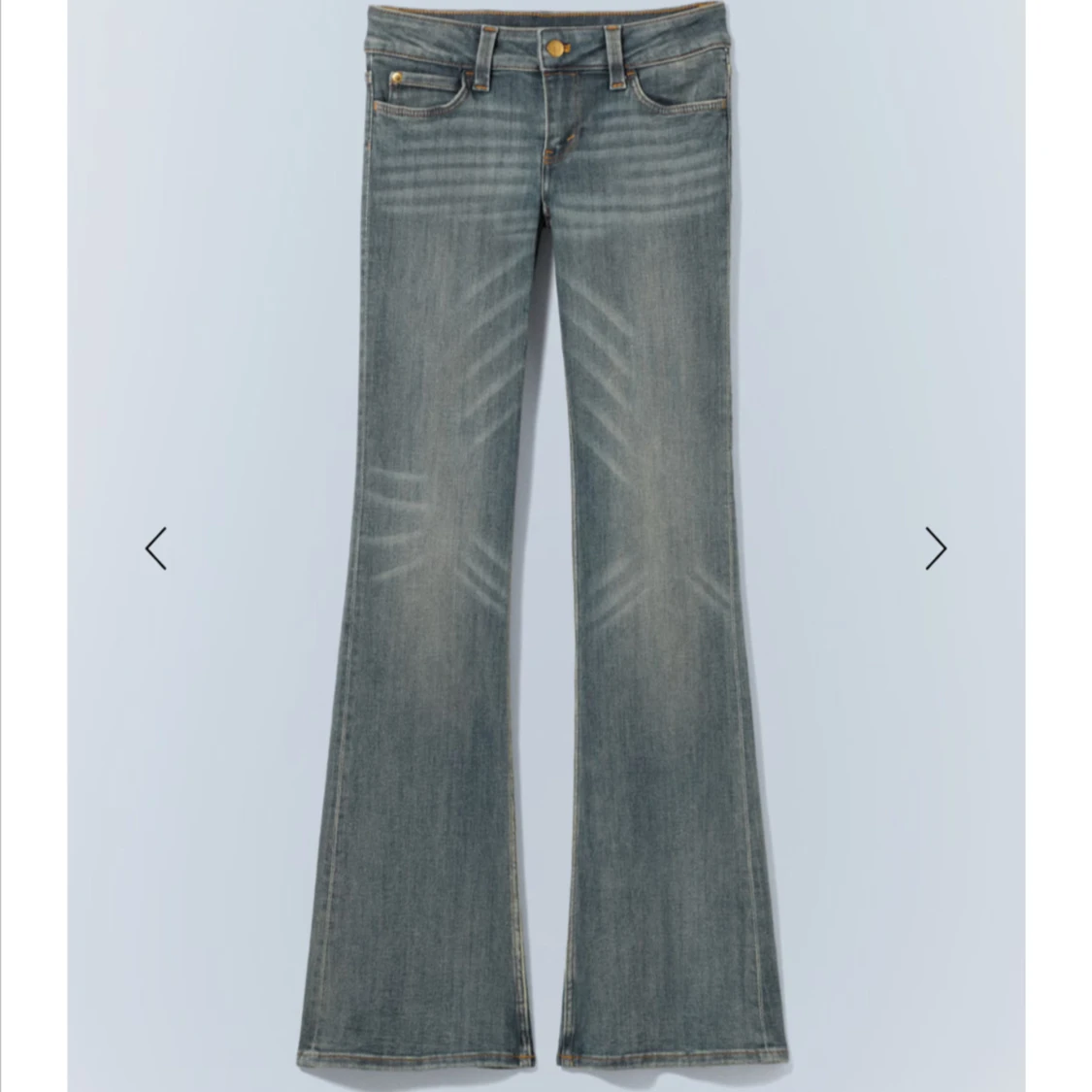 Blå bootcut jeans