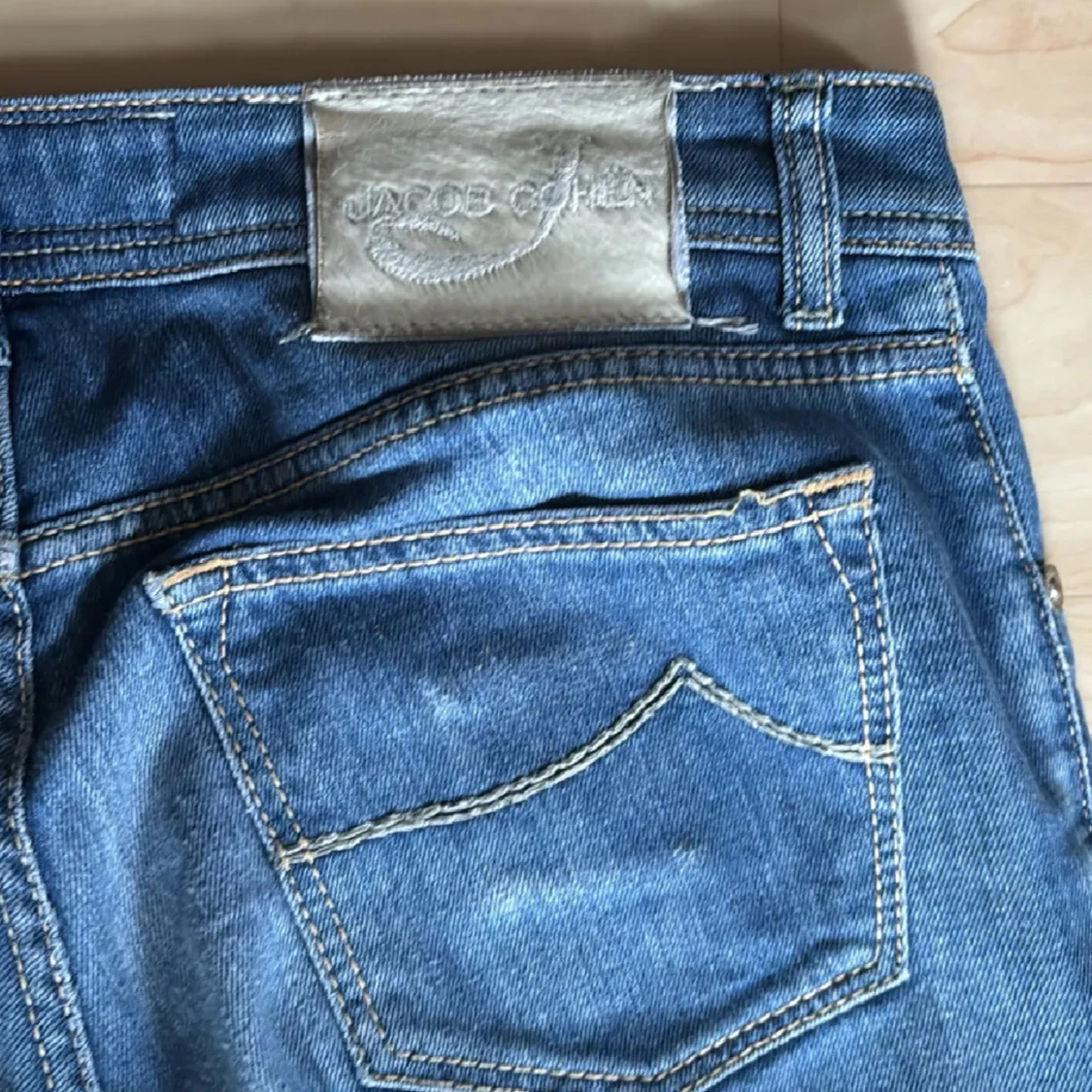 Blå jeans från Jacob Cohen - 1