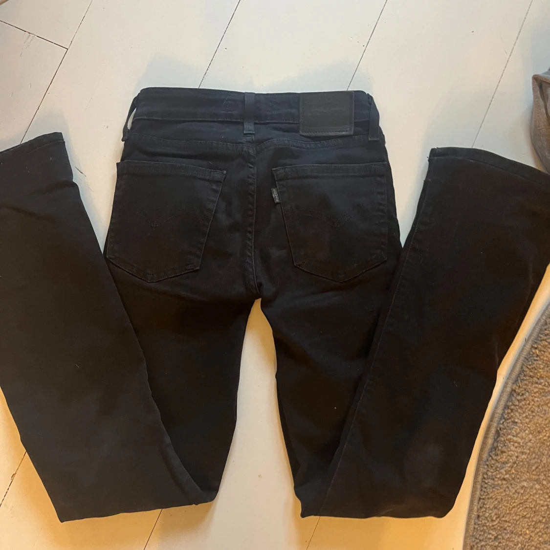 Svarta jeans från Levi's - 1