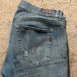 Dondup strl 35 Ritchie - Dondup jeans storlek 35 modell Ritchie 