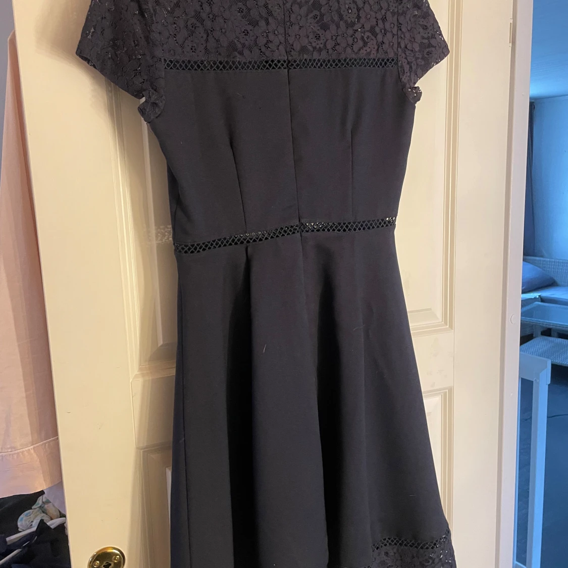 Mörkblå klänning från New Eve - 1