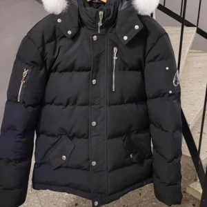 Moose Knuckles  - Moose Knuckles jacka Top skick,faktisk som ny storlek XL