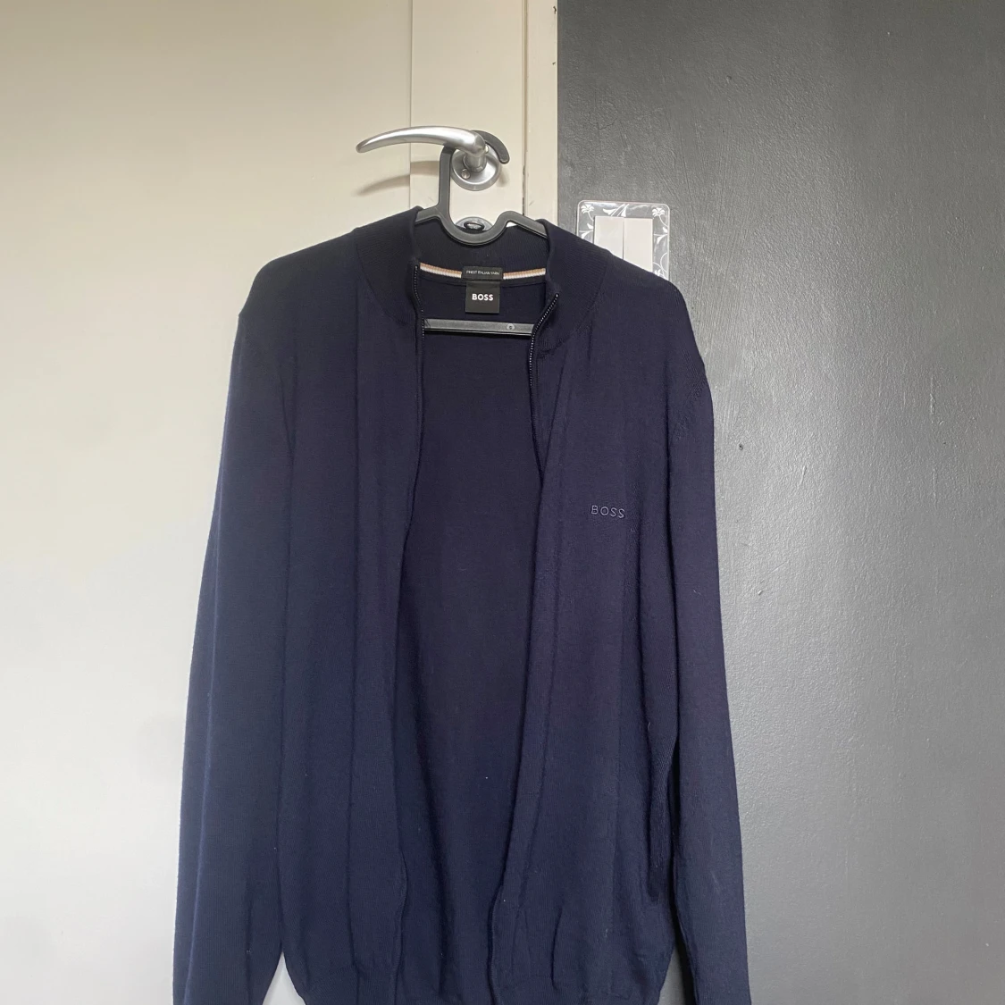 Mörkblå fullzip från Hugo Boss - 1