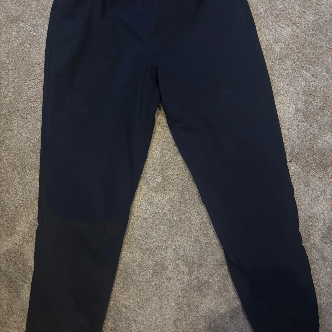 Svarta träningsbyxor från Adidas - 1