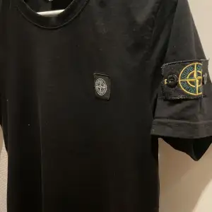 Stone Island T-shirt i stl s