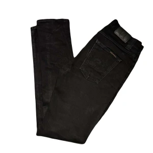 Nudie Jeans  - Storlek: W29/L32  Skick 8/10 inga hål eller något sånt! Modell: Lean Dean