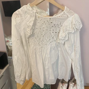 Vit blus - Bra skick