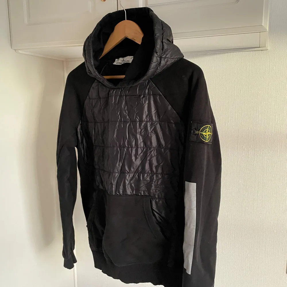 Stone island tröja. Tröjor & Koftor.