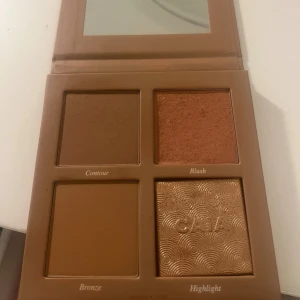 oanvänd caia palett - hej! Köp min caia palett då den inte kommer till användning!!⭐️⭐️⭐️nypris 445kr💌💌