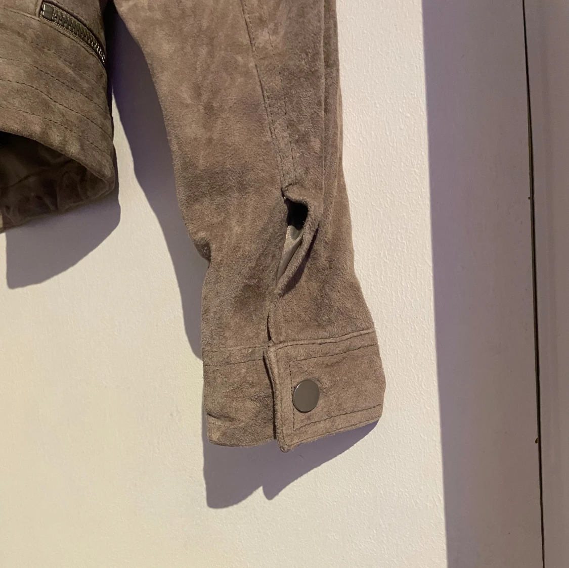 Beige mockajacka - 93