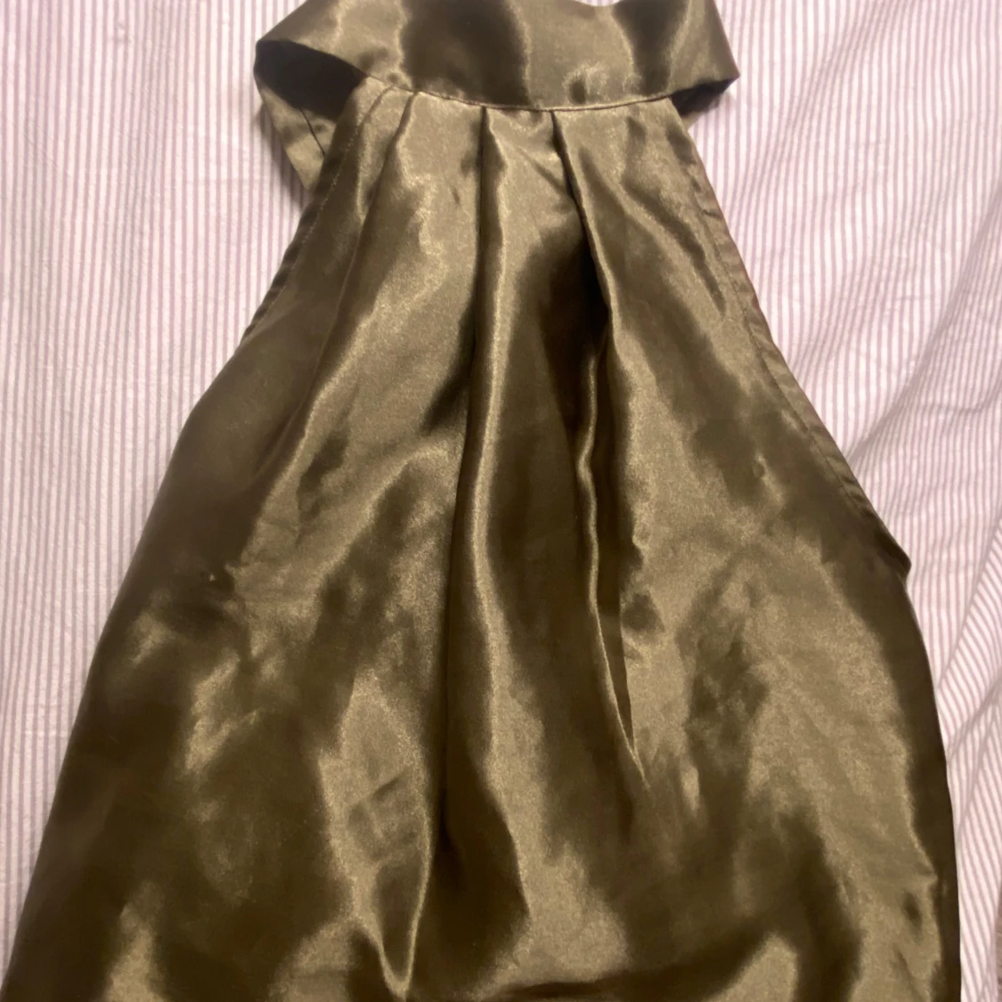 OlivGrön satintopp - 91