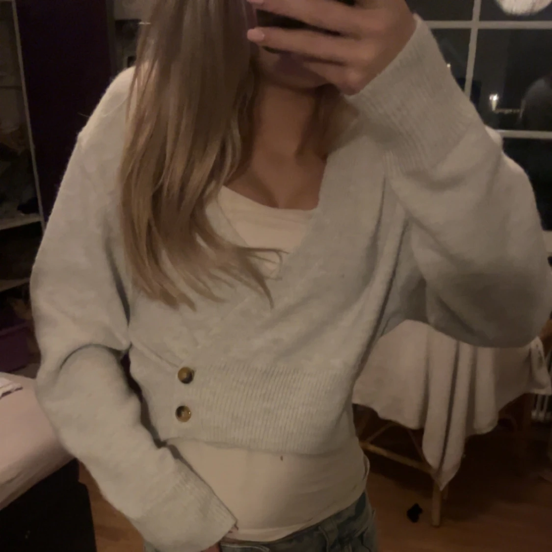 Grå omlott kofta med knappar