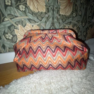 Handväska - Beck Söndergaard handväska. Inga defekter, super bra skick. Köpt ifrån deras hemsida.