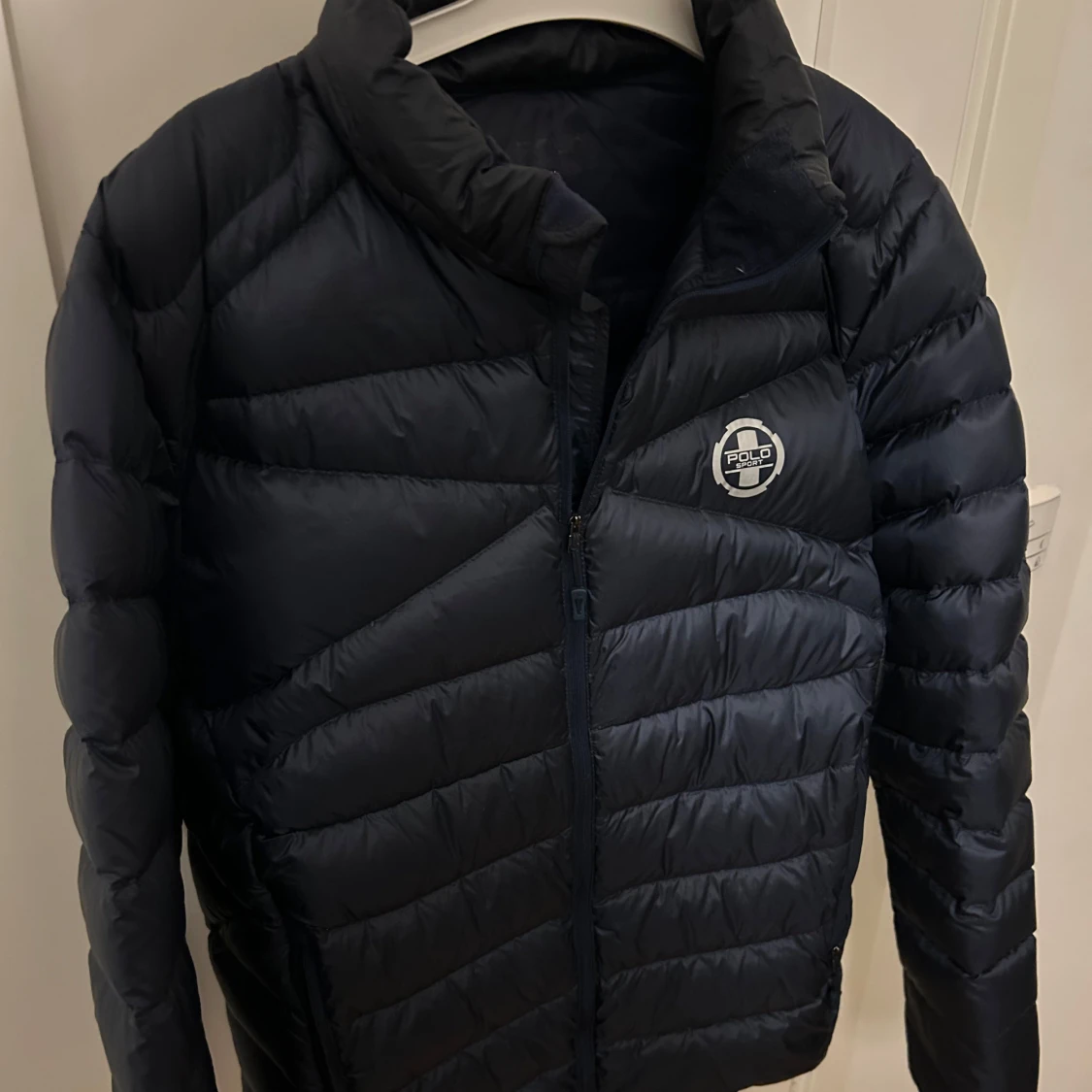 Mörkblå jacka från polo sport