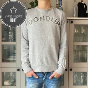 Dondup tröja - Tja, säljer nu denna feta dondup tröja i storlek M! Passar dig som är runt 180-190. Hör av dig vid frågor eller funderingar!