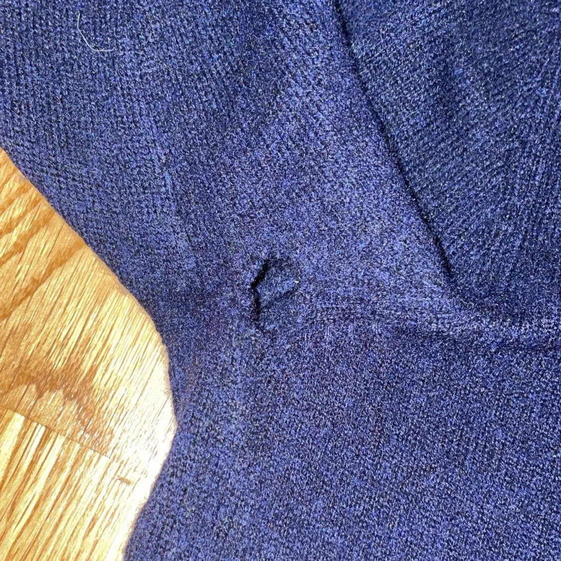 Mörkblå cashmere hoodie  - 3