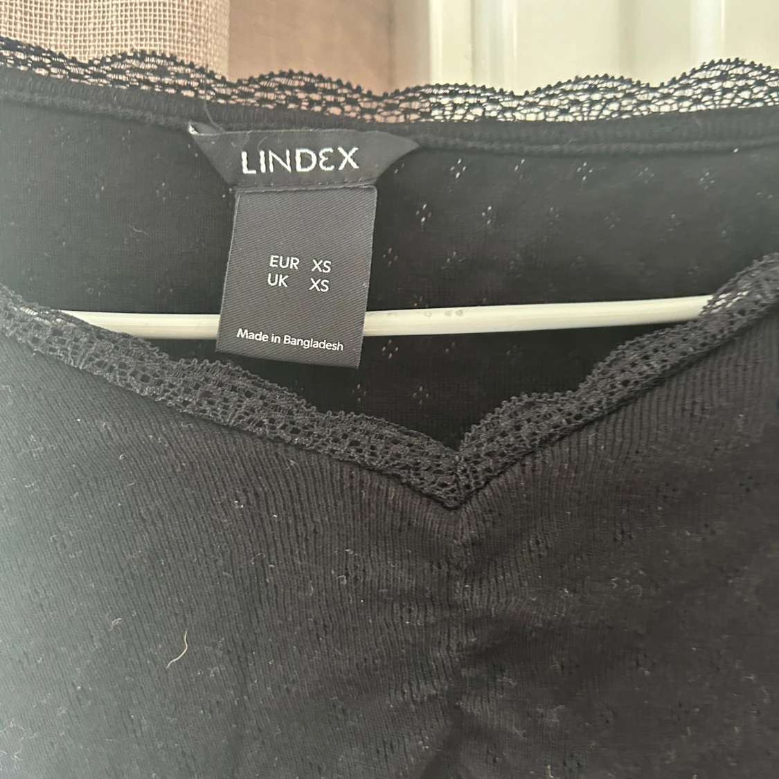 Svart långärmad topp från Lindex - 1