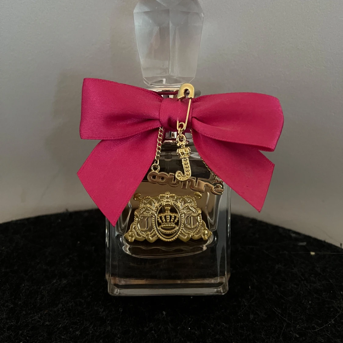 Autentisk couture parfym viva la juicy