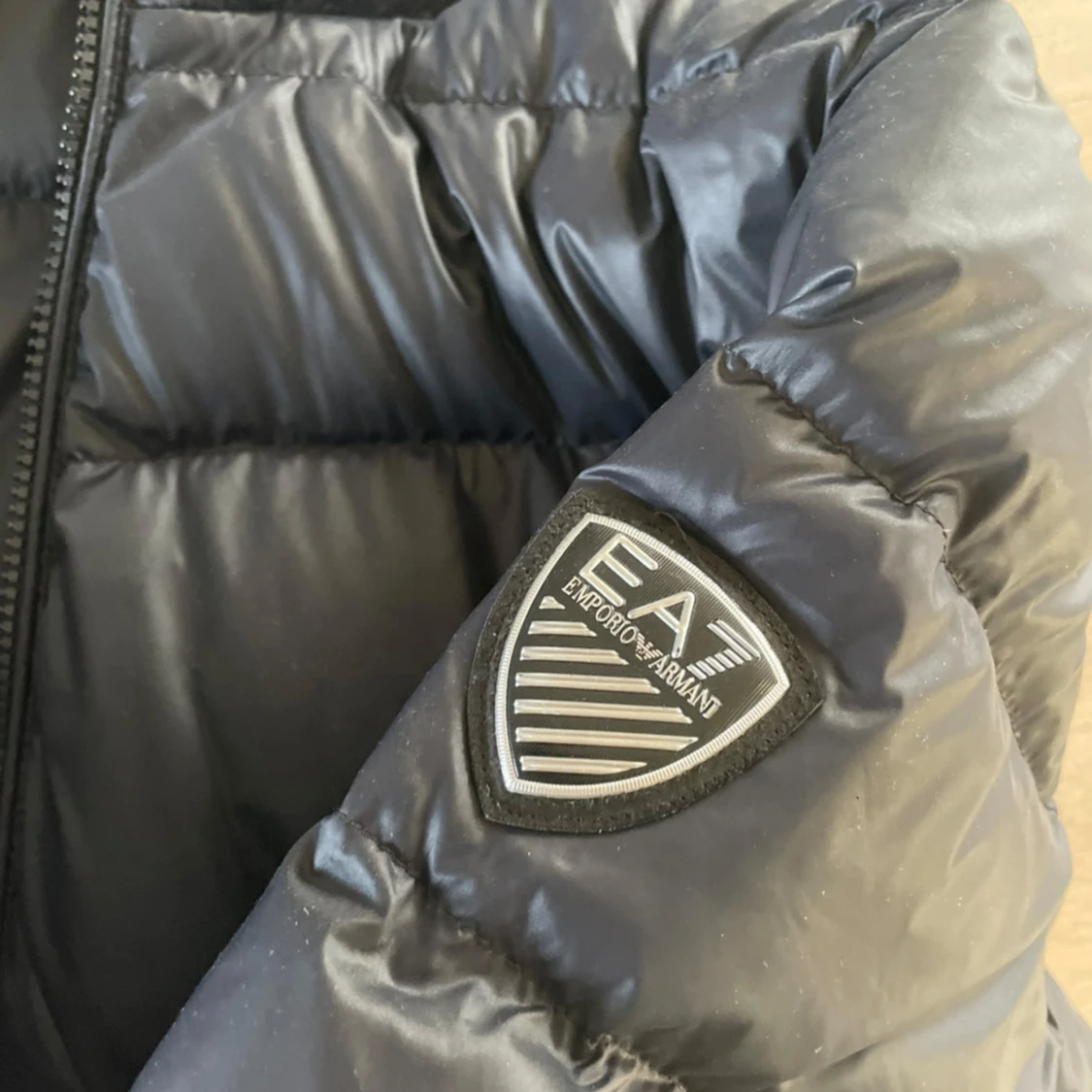 Svart pufferjacka från EA7 - 1