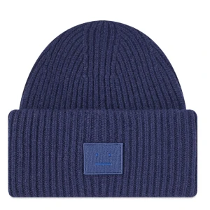 Mörkblå Acne mössa  - Säljer min mörkblåa acne mössa! Inga defekter. Kontakta vid minsta lilla fråga 💙