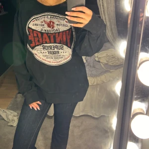 Hoodie  - Hoodie