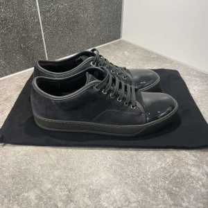 Lanvin skor  - Skick 10-10/ allt på bilder ingår/ pris går diskuteras vid snabb affär/ us6-eu41