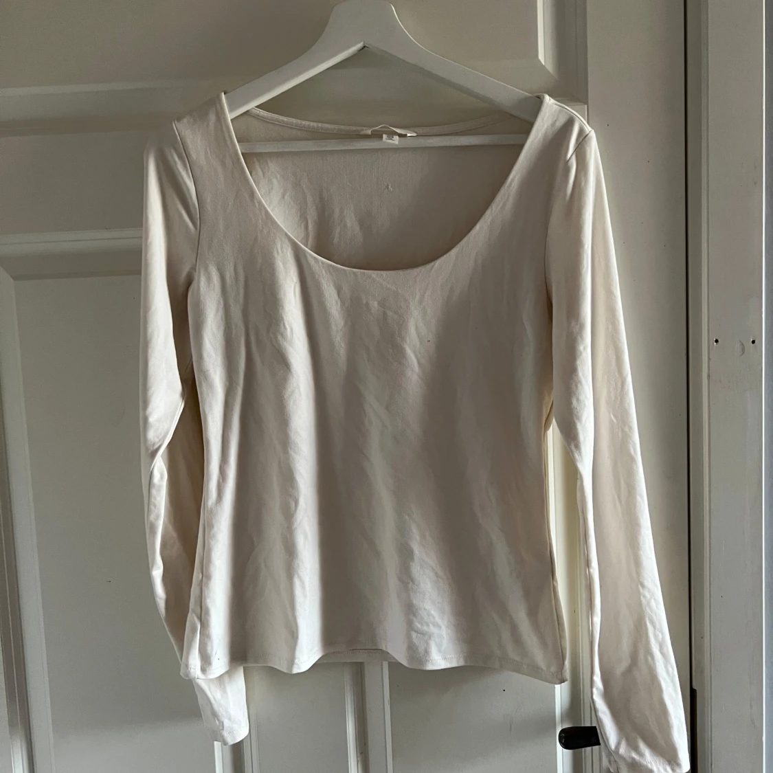Vit långärmad topp