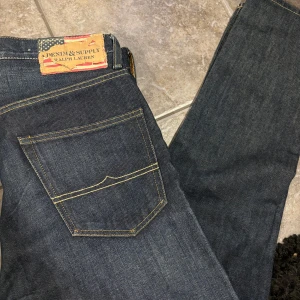 Ralph lauren denim supply jeans - Säljer dessa riktigt feta RL jeans. De är i nyskick och är nästan aldrig använda. Passformen är straight/slim.