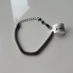 Armband  - 18-22 cm. Helt nytt. Blomdahl. 
