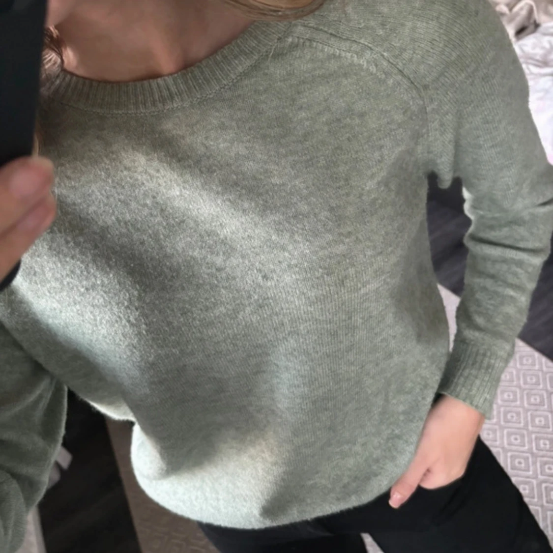 Grön stickad tröja - 91