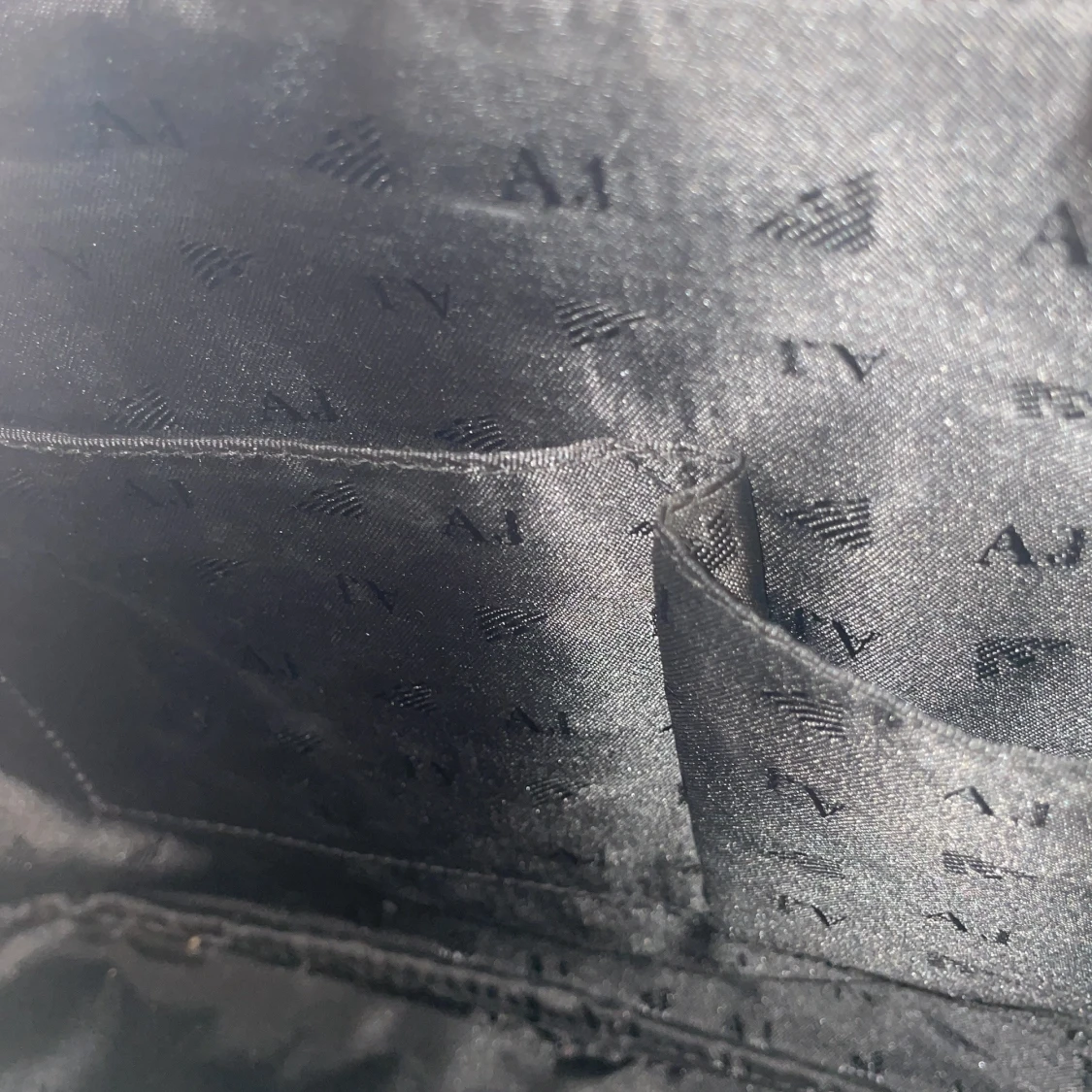 Svart handväska från Armani Jeans - 92