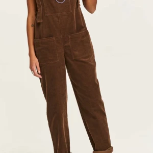 Lucy & Yak Dungarees ”hängselbyxor” - I väldigt bra skick! Säljs pga fel storlek. UK Size 10  EU storlek 40 Färg Cocoa Brown 
