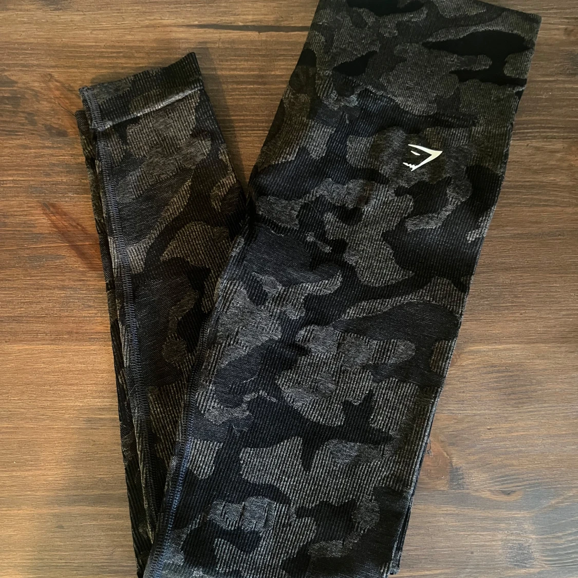 Svarta camo leggings från Gymshark