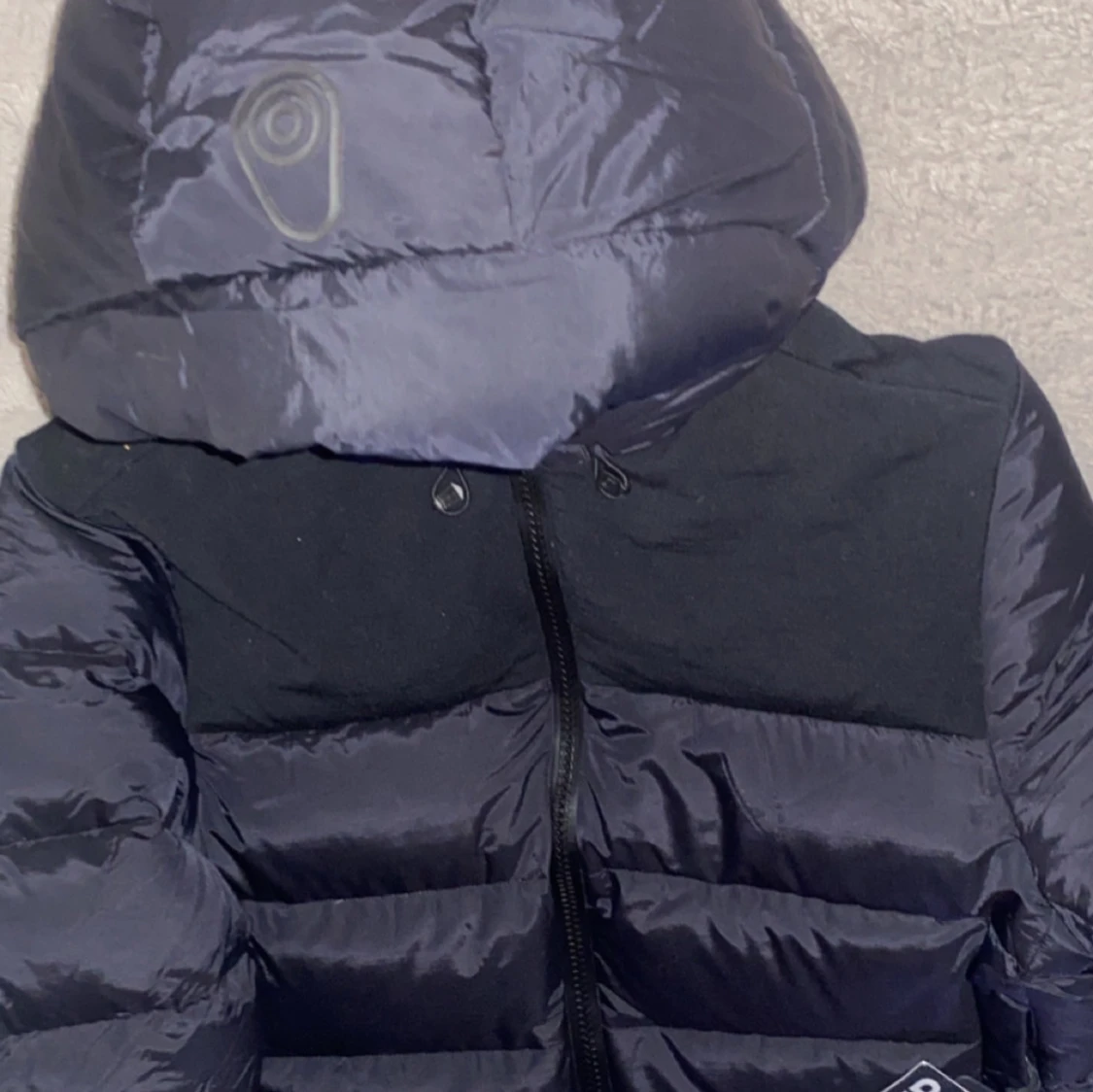 Svart dunjacka från Sail Racing - 91