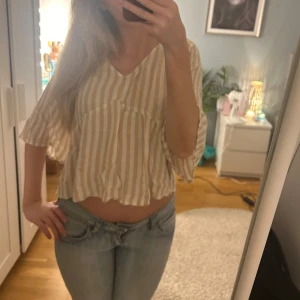 Randig trekvarts topp💕 - Trekvartsblus från Hollister 💕💕 bra skick 