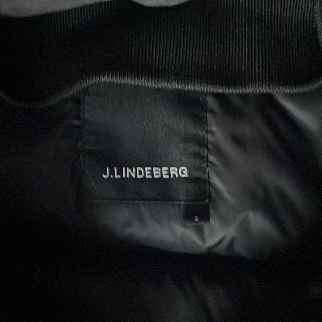 Jlindeberg jacka  - 90