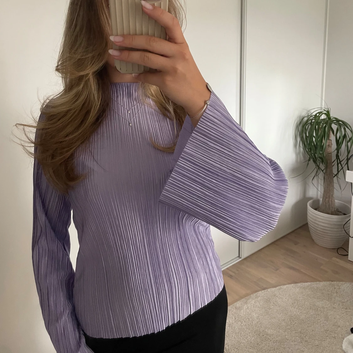 Lila skimmrig blus - 90