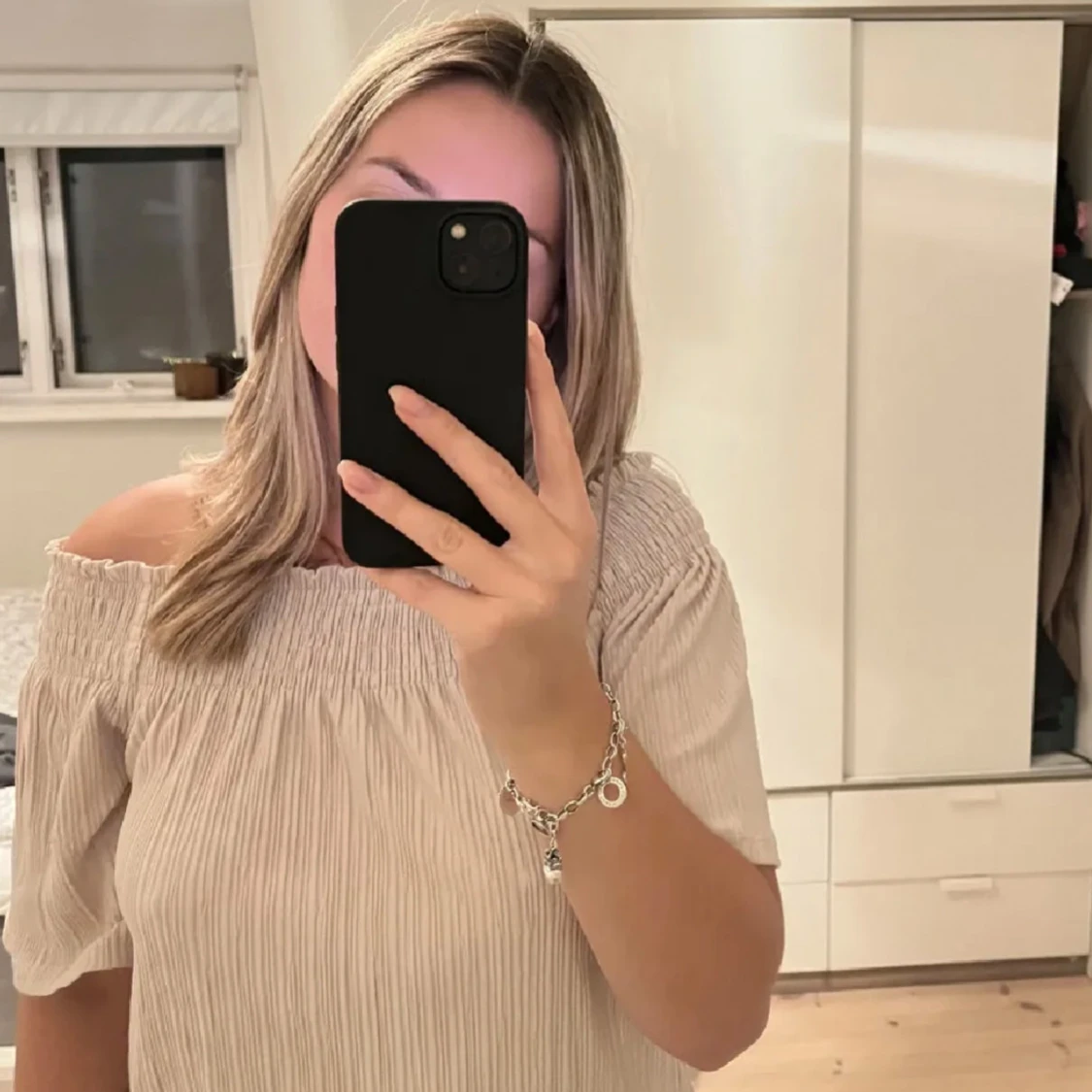 Off shoulder top  - 90