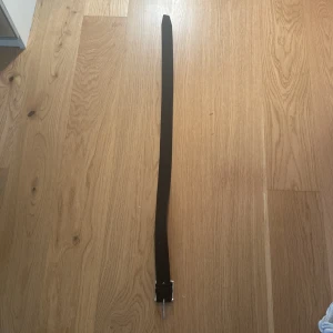 Mocka bälte från Onewear - Skick 10-10 aldrig använt den. Pris kan diskuteras.