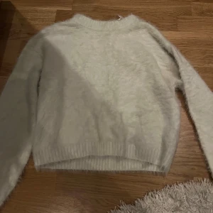 Tröja  - Jätte skön tröja 