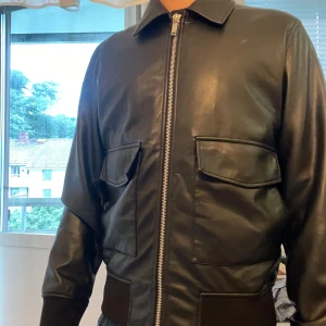 Zara Jacka - Jacka från Zara storlek XL( känns mindre dock)