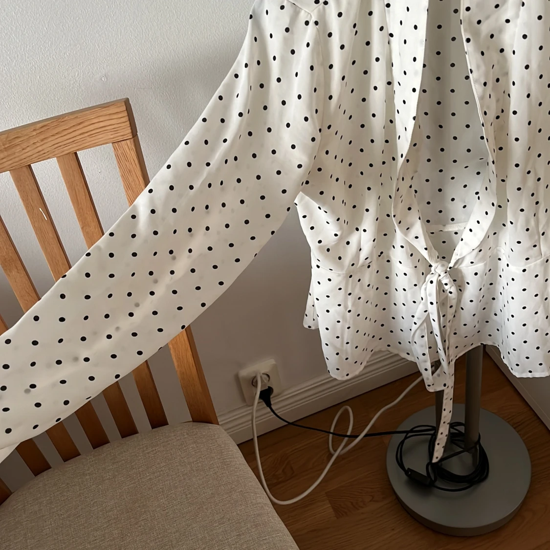 Prickig blus gina - 90