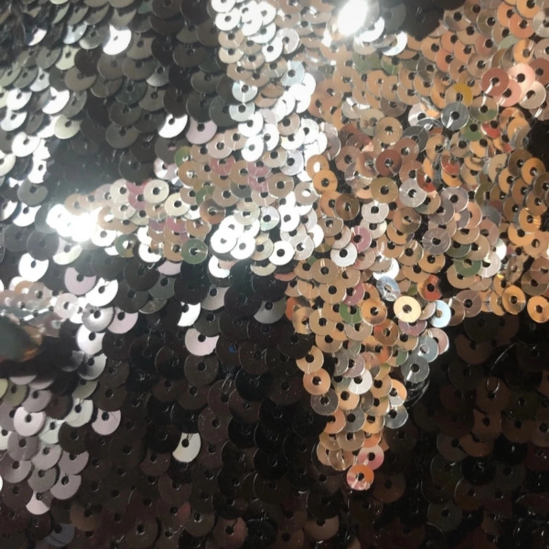 Svart paljettklänning med stjärnor - 91