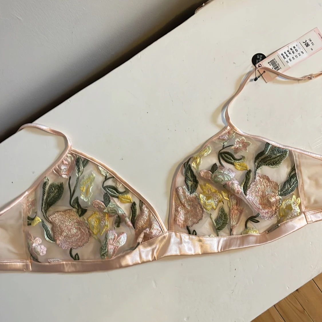 Nya toppar från Lindex  - 91