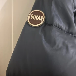 Colmar jacka  - Super fin colmar jacka i väldigt bra skick! 