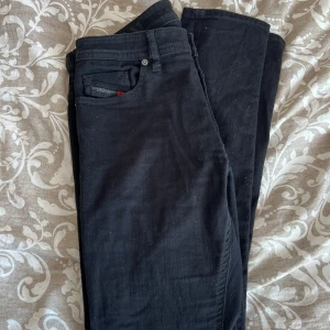 Disel jeans Herr  - Jeans från disel W31 L 32  Sparsamt använda och väl omhändertagna  