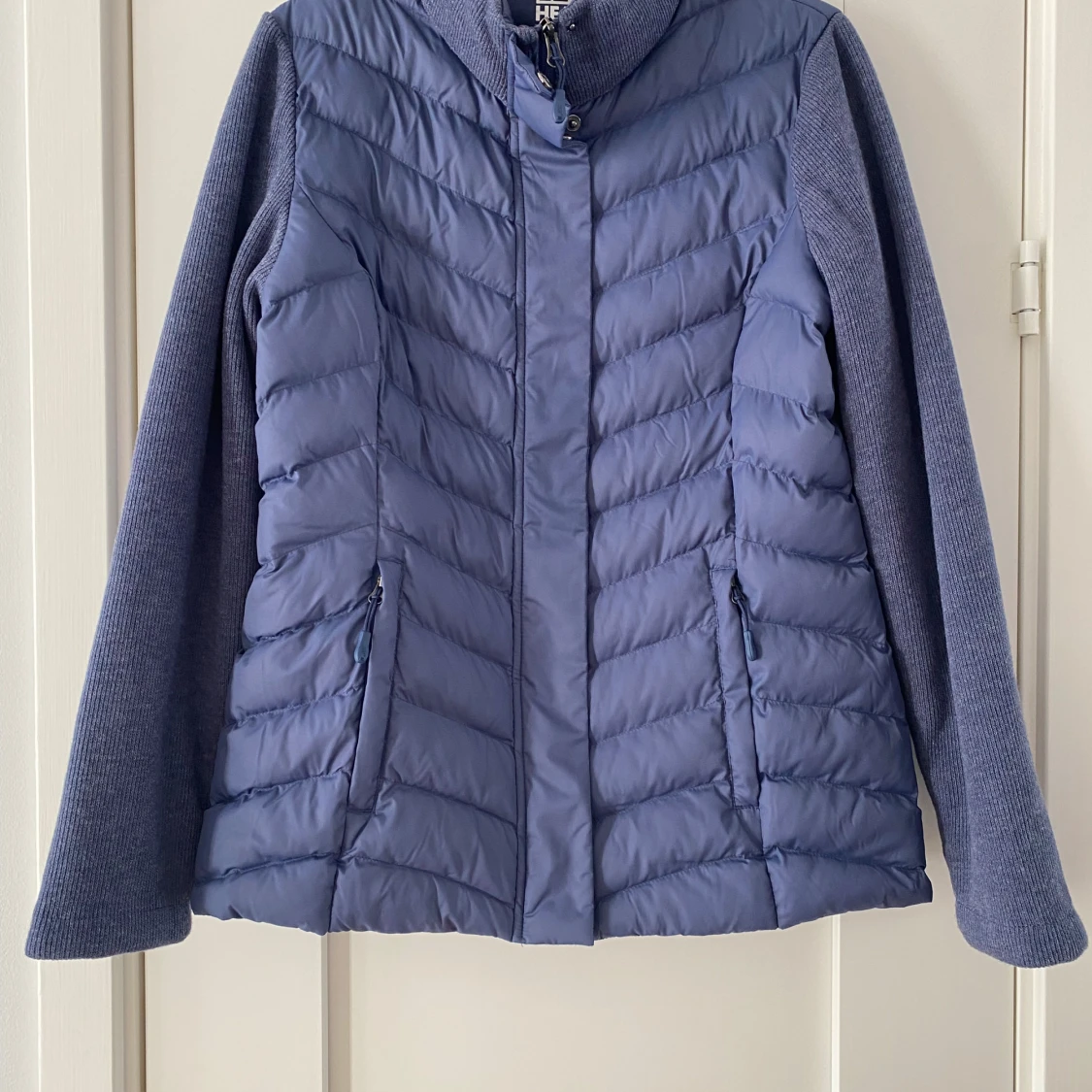 Ny blå hybridjacka i strl S från 32 degreese heat