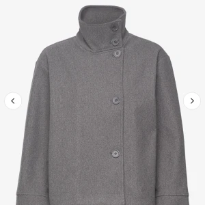 Grå kappa - Nyskick Oanvänd 