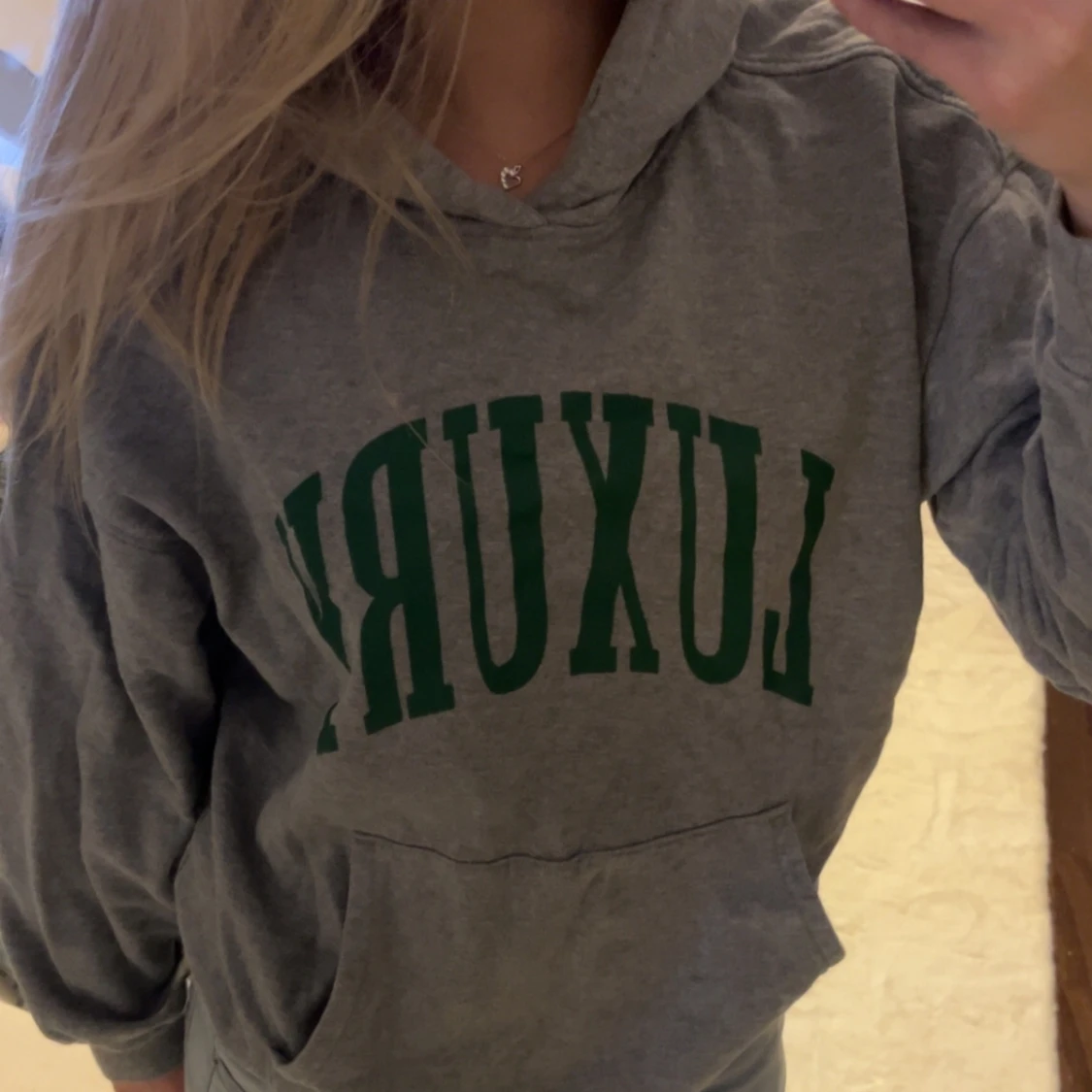 Baggy hoodie med tryck